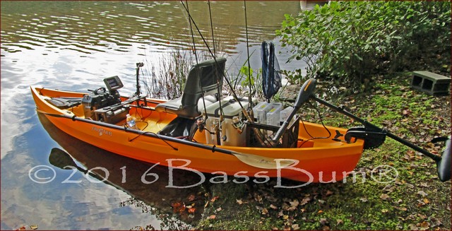 Kayak Fishing - Catching Lunkers from Small Fishing Boats